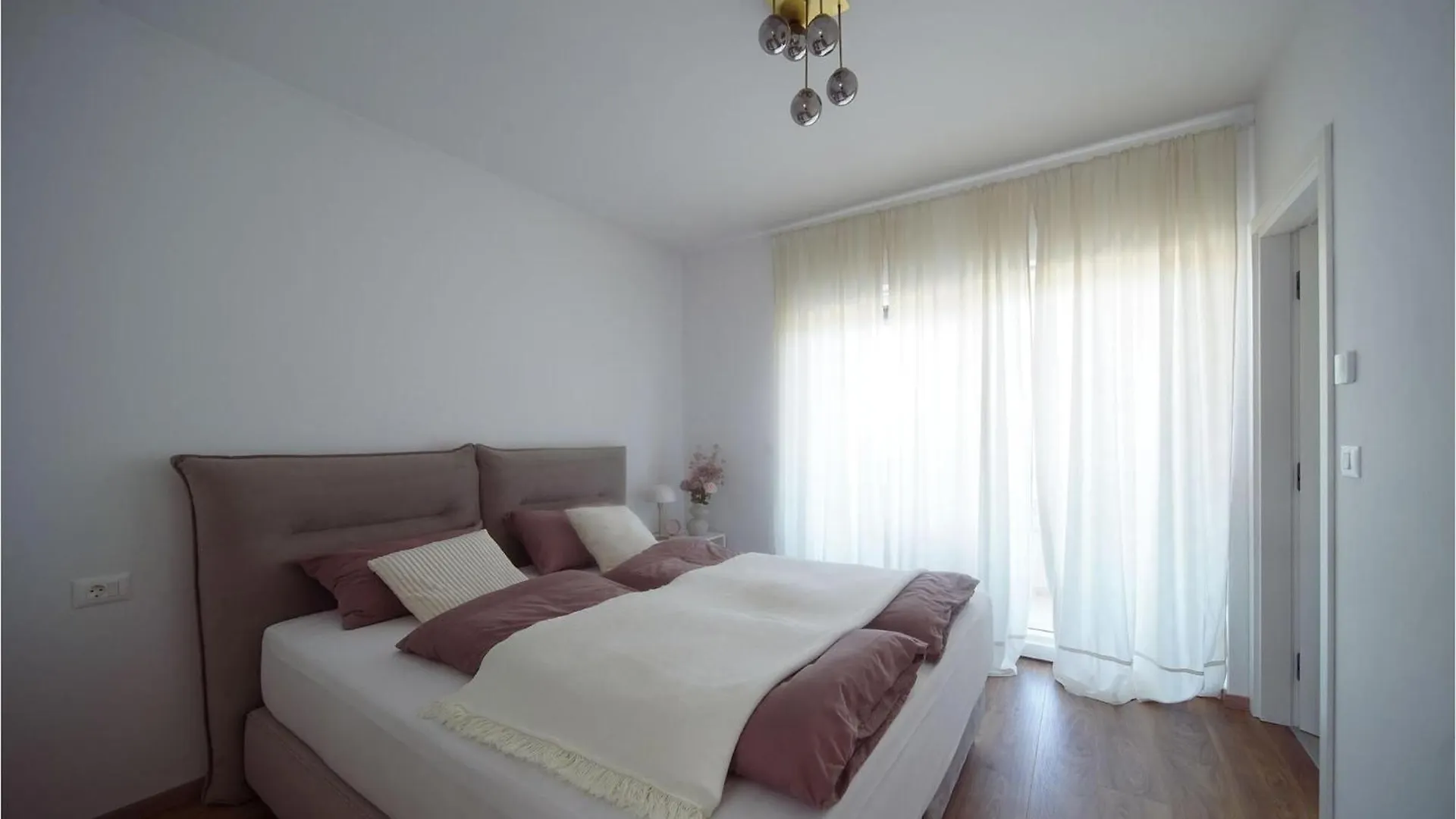 Gorgeous Home In Liznjan 0*,  Croatia